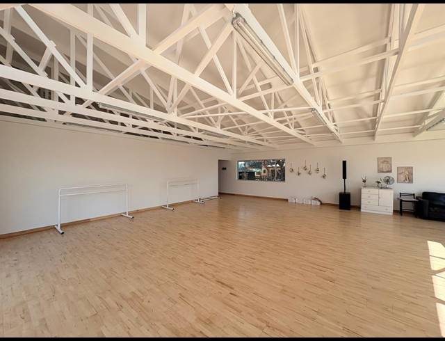 139M² OFFICE TO LET IN KYALAMI